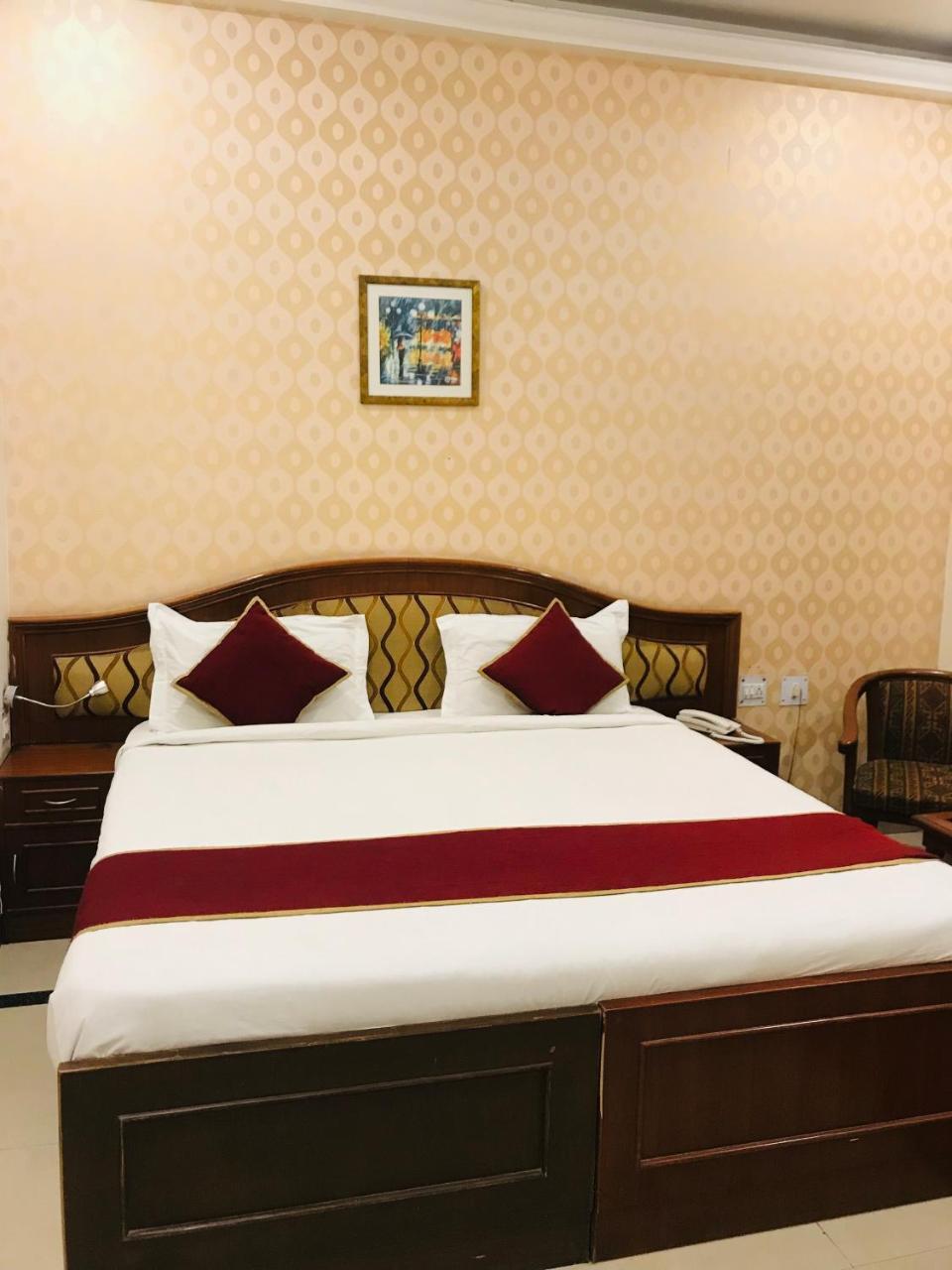 Hotel Sunrise Inn 러크나우 외부 사진